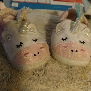Unicorn size 3 slippon shoes